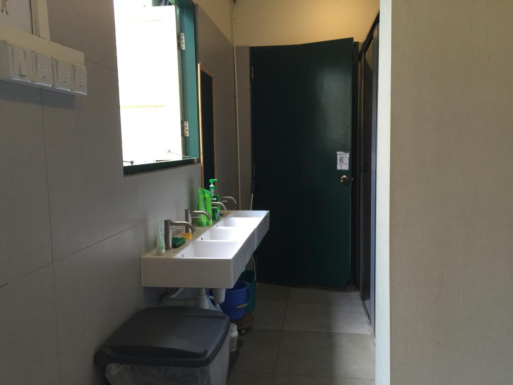 Superb Hostel Singapura Luaran gambar